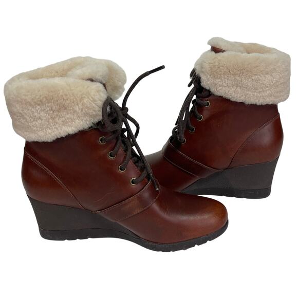 UGG Women’s Janney Brown Leather Waterproof Wedge Boot size 7 - Picture 4 of 10